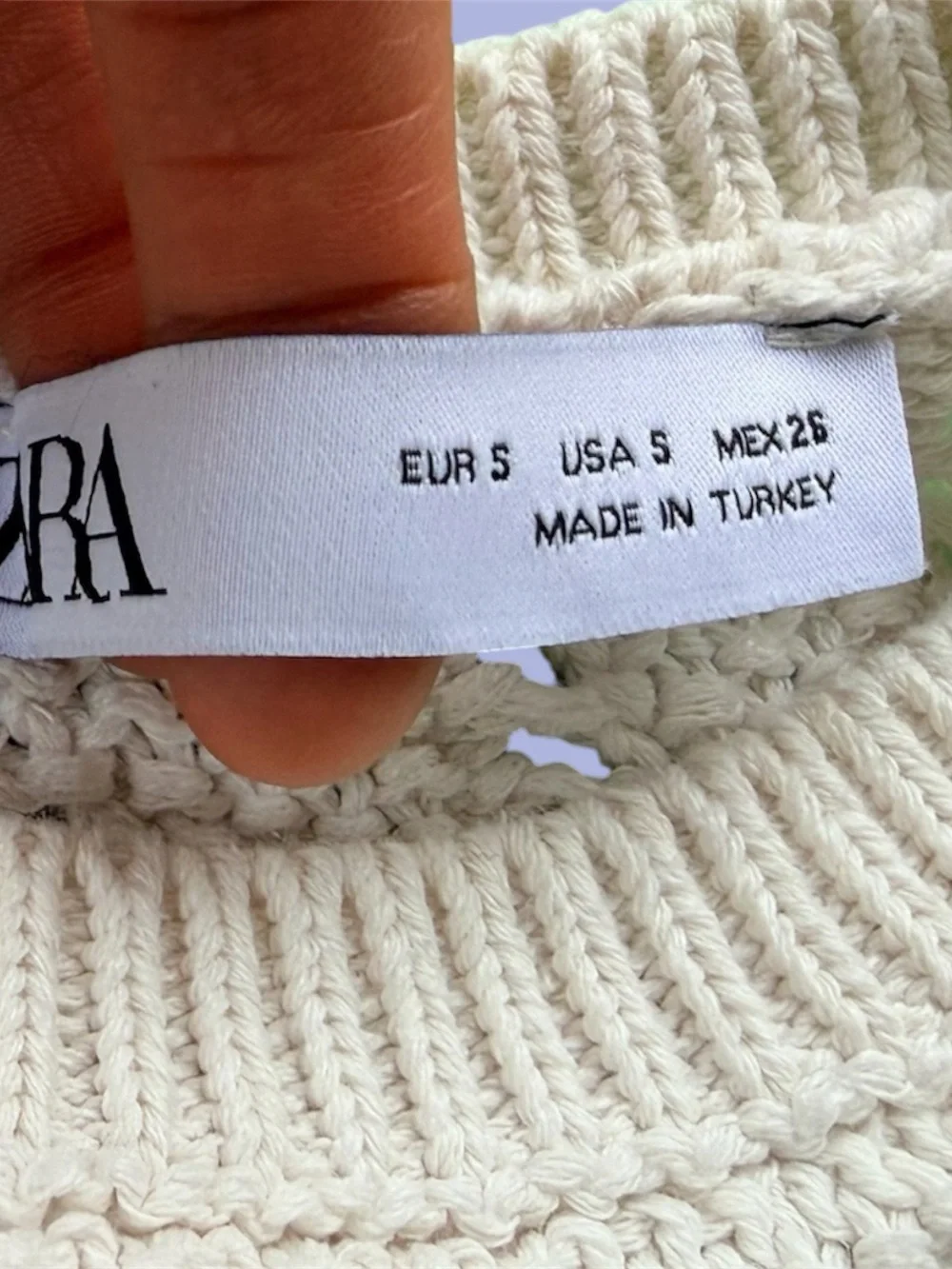 Zara Cream Ribbed Knit Sweater with Label Detail crochet